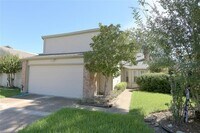 Building Photo - 4243 Yupon Ridge Dr