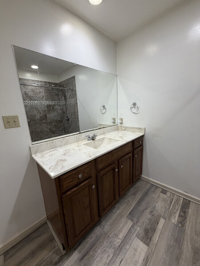 Building Photo - 1513 Princess Anne Ln