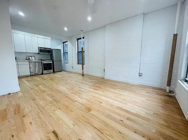 Primary Photo - 1 bedroom in New York NY 10012