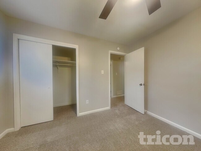 Building Photo - 1382 Peggy Ln NW