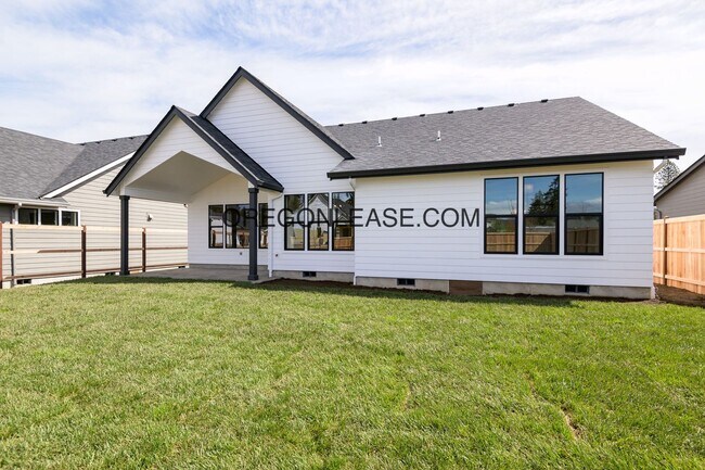 Building Photo - Gorgeous New Construction in Brand New Veneta Subdivision