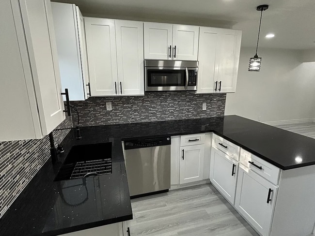 Building Photo - Beautifully remodeled 2-Bedroom Home | All...