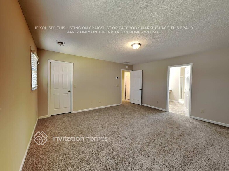 Building Photo - 373 Golfcrest Dr SE