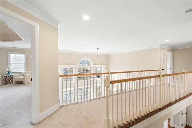 Building Photo - 870 Longstone Landing