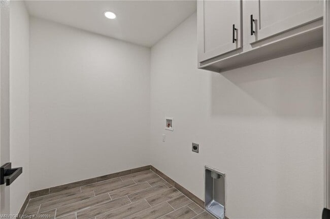 Building Photo - 10415 Preston Ct