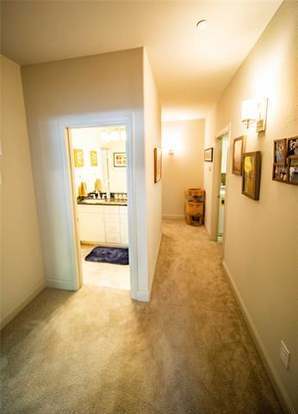 Building Photo - 2745 Troutt Dr