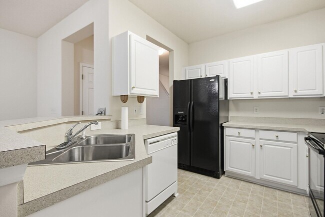 Building Photo - 113 Olde Towne Way