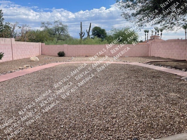 Building Photo - 3460 W Sky Ridge Loop