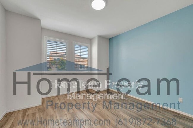 Building Photo - 1111 Calle Deceo