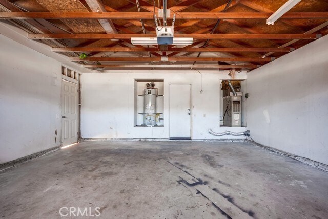 Building Photo - 1326 Kroonen Dr