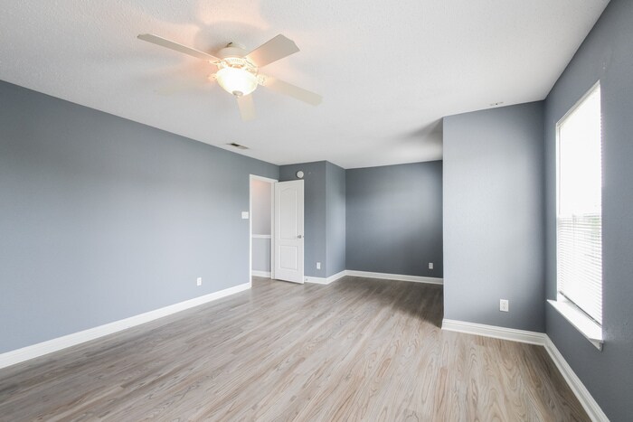 Building Photo - 12681 Justice Crossing