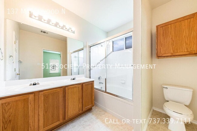 Building Photo - 137 Maplewood N