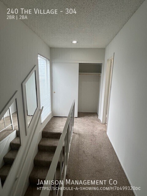 Building Photo - 240 The Vlg