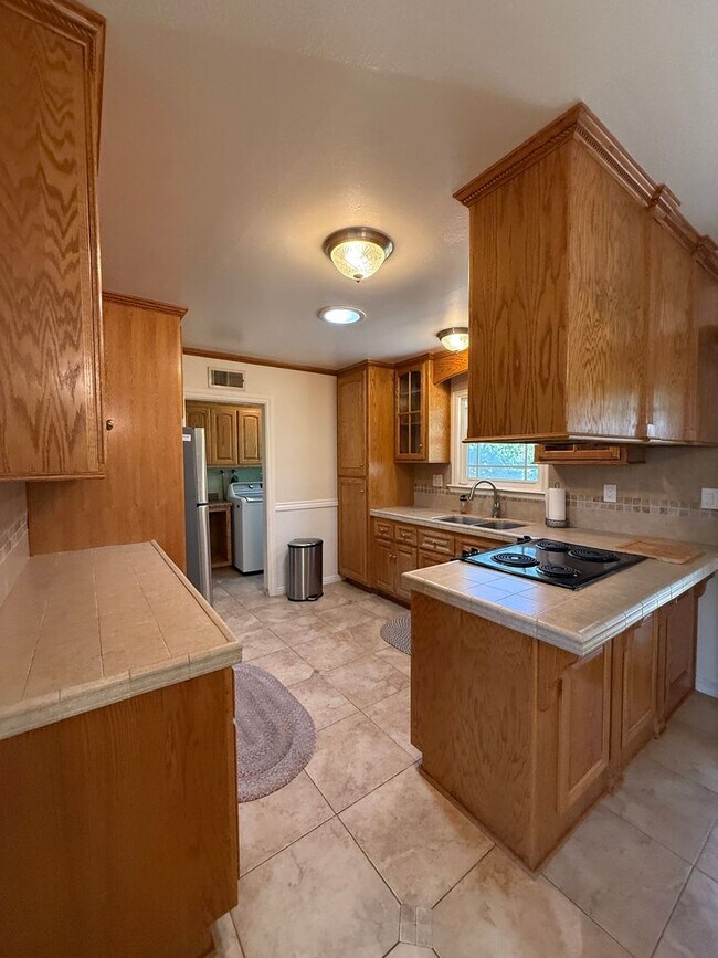 Building Photo - Centrally Located Orcutt Single Story Home