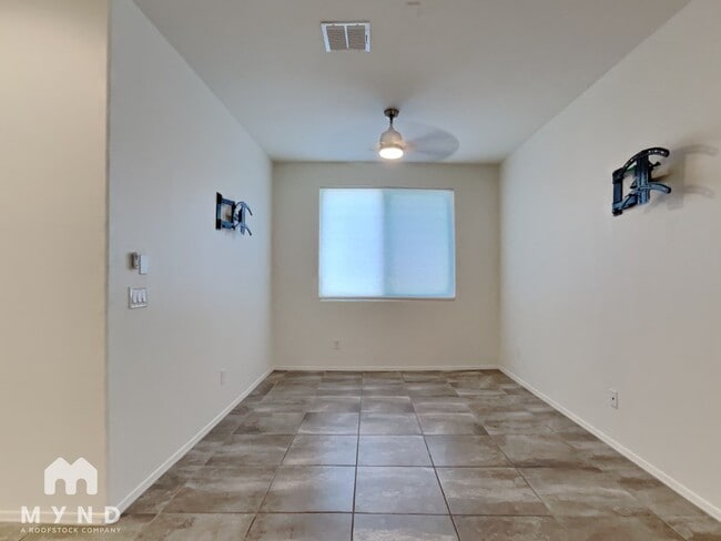 Building Photo - 2747 W Apollo Rd