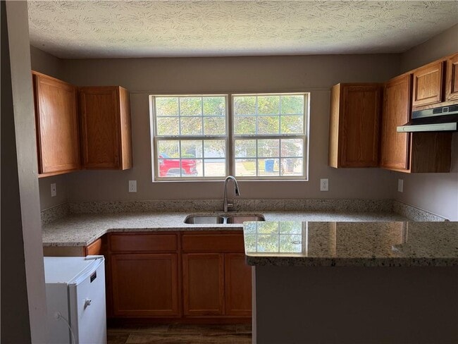 Building Photo - 145 Chandler Fields Dr
