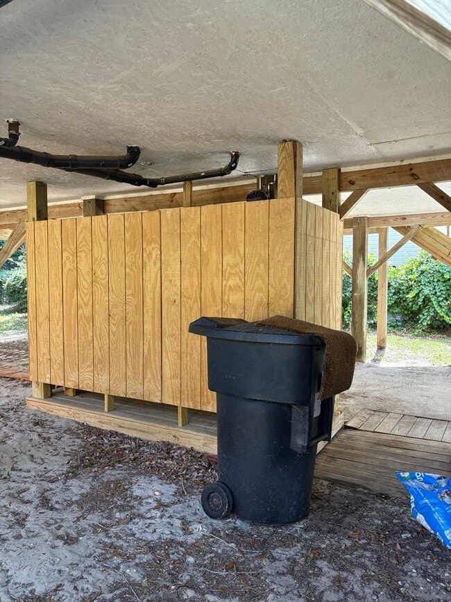 Building Photo - Available now for 12 month lease! 2150 per month (no pets)