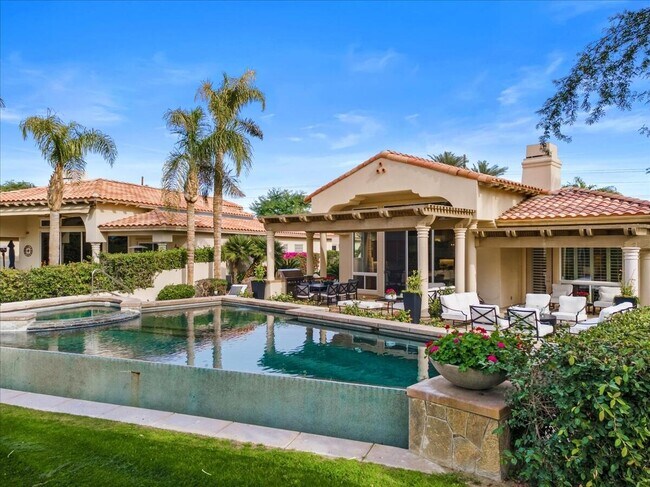 Building Photo - 79910 Mission Dr E