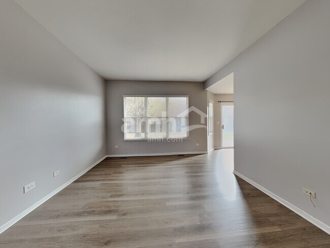 Building Photo - 318 Whitmore Trl