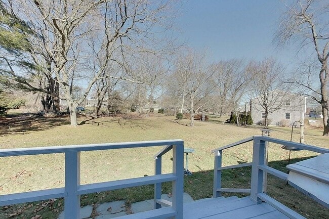 Building Photo - 88 Woodland Dr