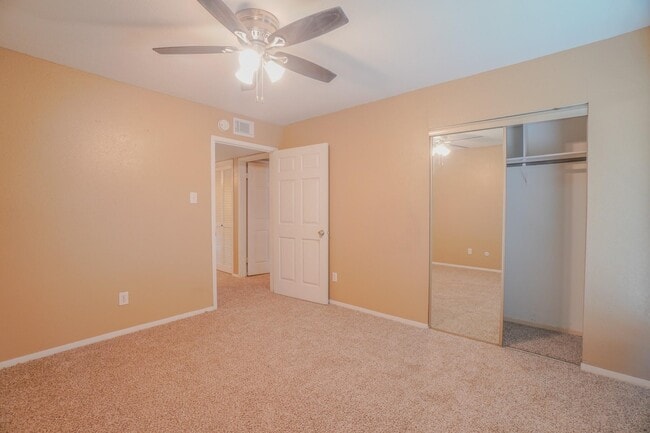 Building Photo - 5005 Georgi Ln