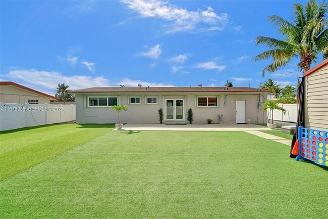 Building Photo - 19625 NW 6th Pl