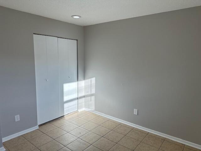 Building Photo - 2075 Clingan Dr NW