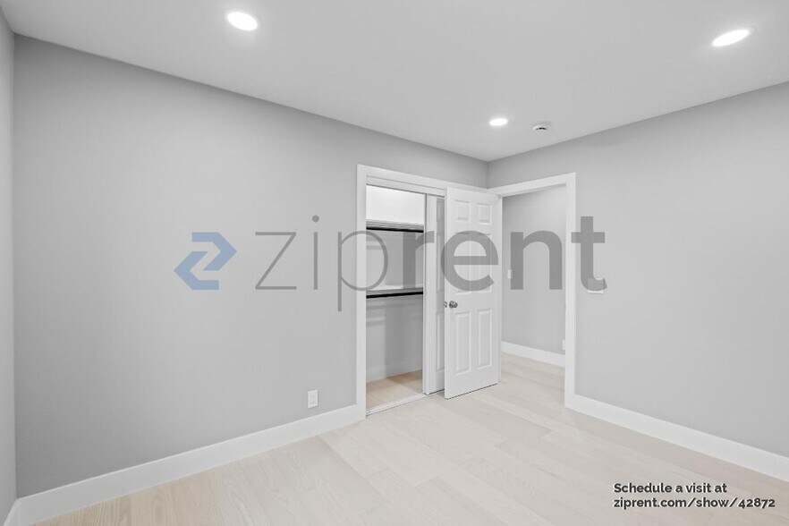 Building Photo - 3727 Northridge Dr