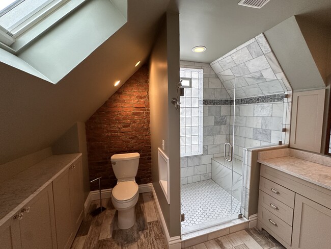 Building Photo - 67 E Mithoff St