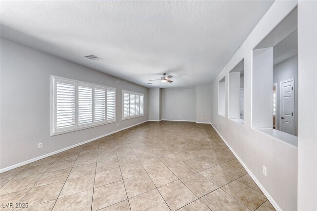 Building Photo - 259 Oakbrook Ridge Ave