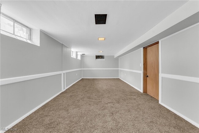 Building Photo - 856 E 237th St