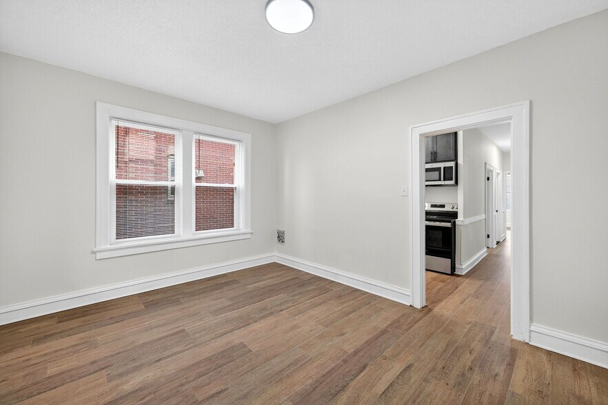 Building Photo - 5803 S Kingshighway Blvd