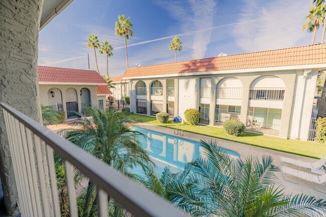 Building Photo - 1650 N 87th Terrace