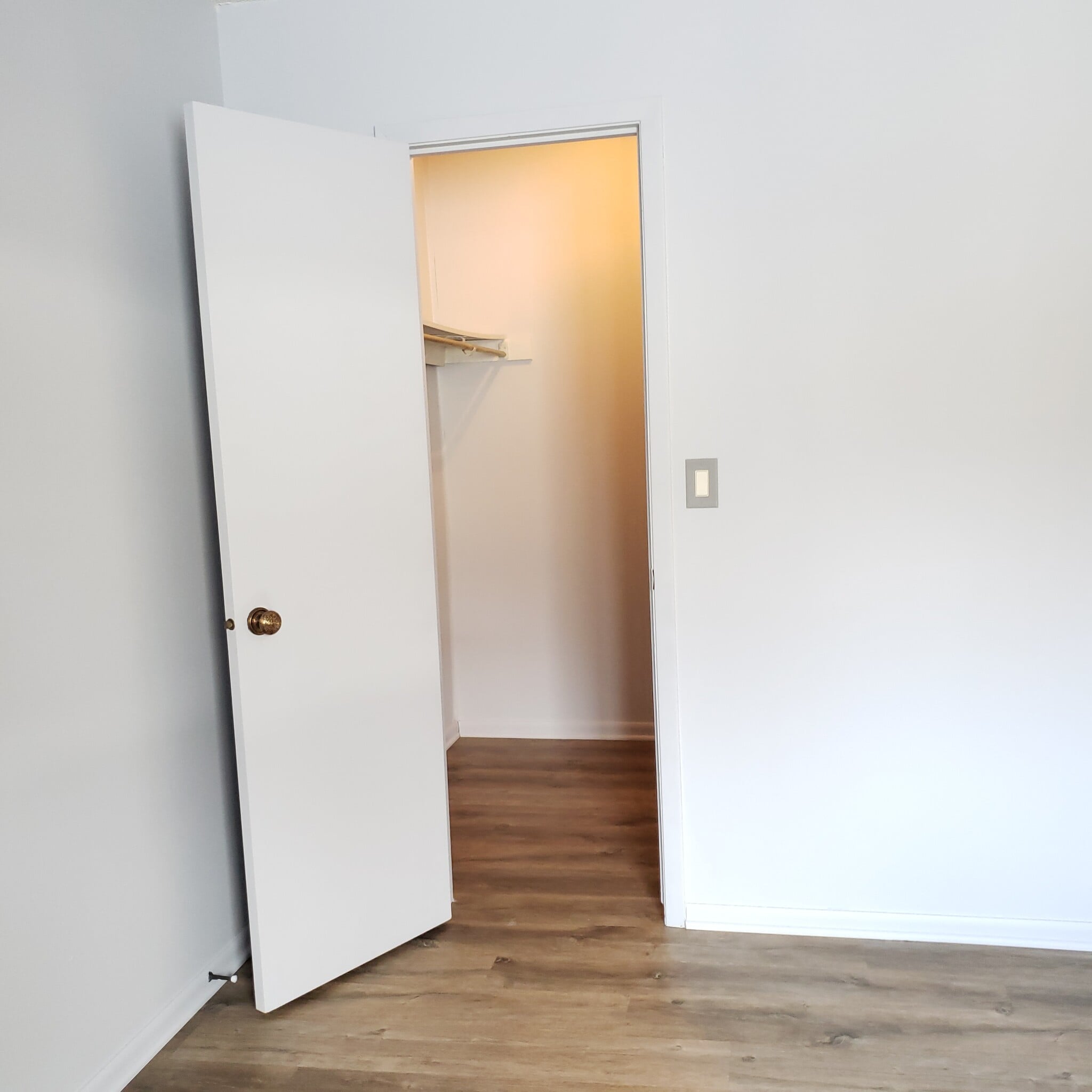 Walk in closet - 9533 University Ave