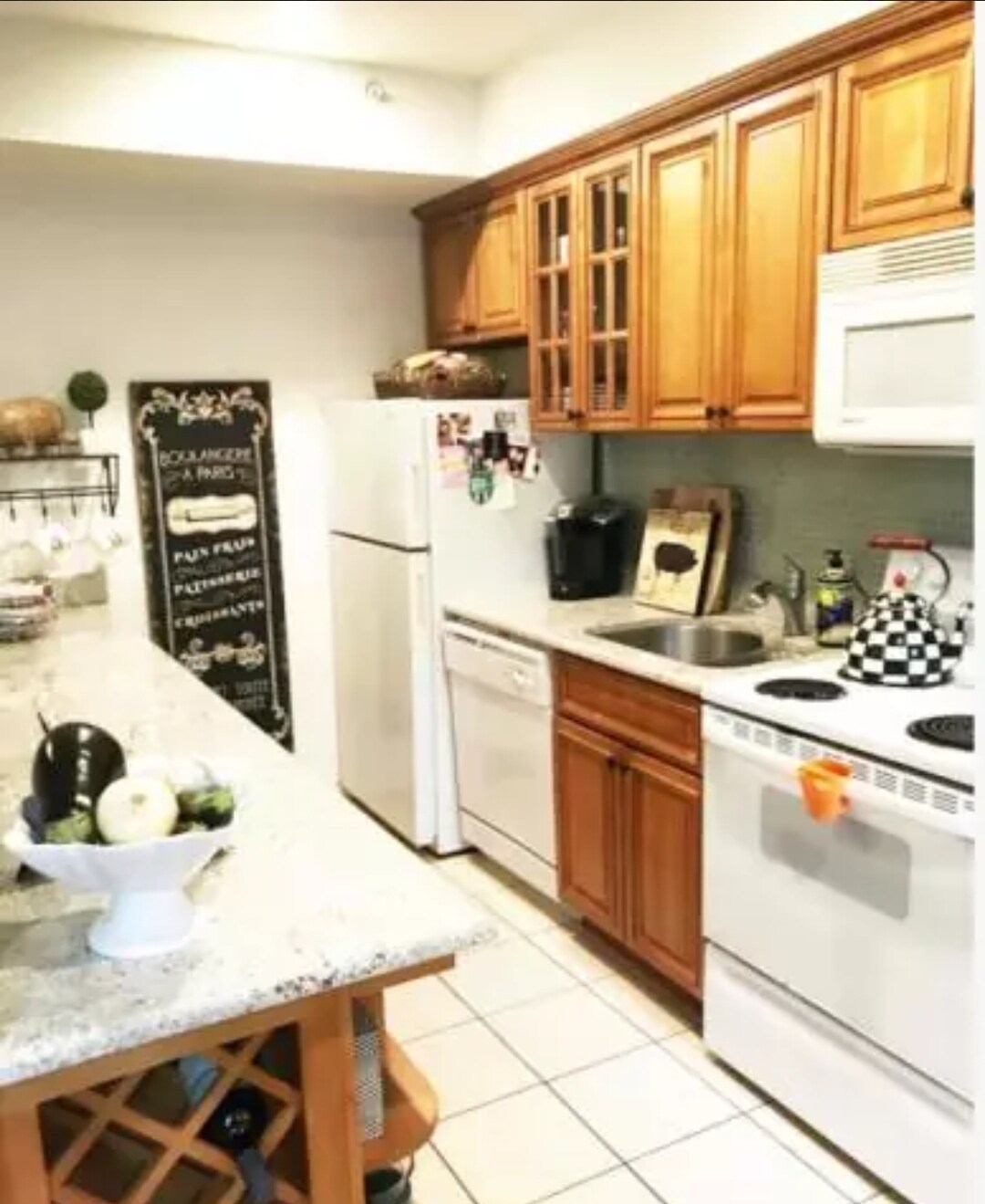 Building Photo - 303 S 11th St