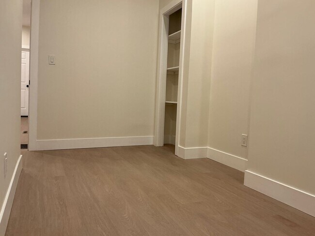 Building Photo - Refine Tyler Realty LLC