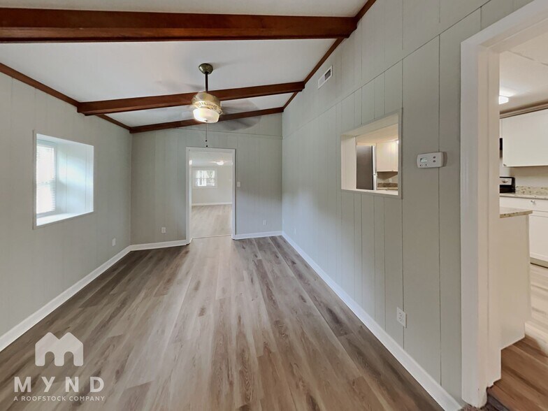 Building Photo - 5520 Kool Springs Dr