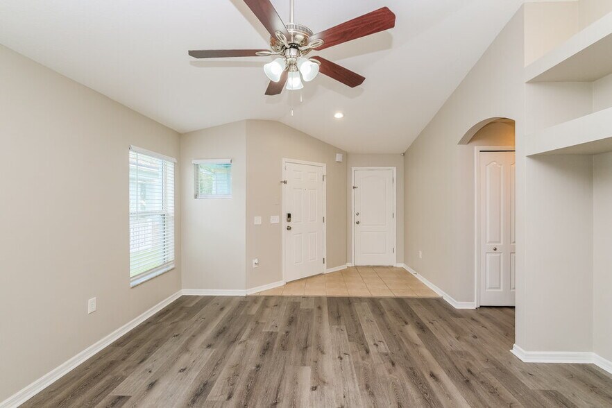 Building Photo - 12710 Evington Point Dr