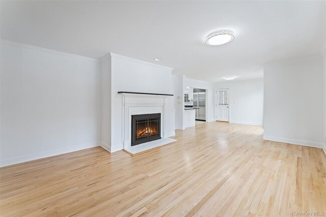 Building Photo - 14 Wakefield Rd