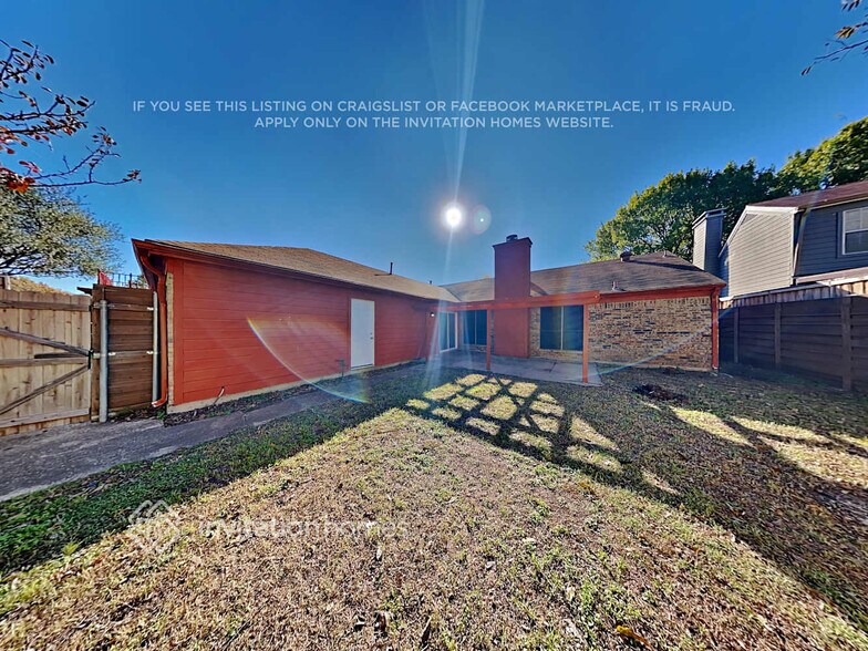 Building Photo - 2217 Merrimac Ln