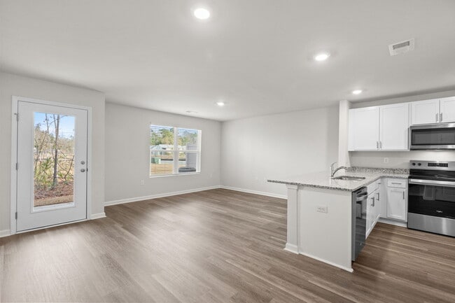 Building Photo - 608 Rd