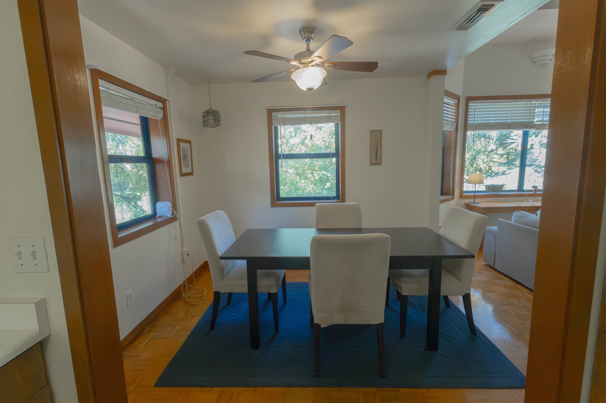 Building Photo - 207 3rd St