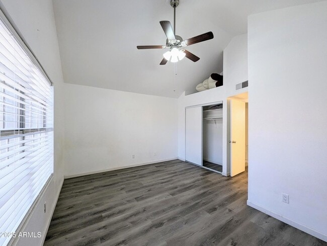 Building Photo - 4601 N 102nd Ave