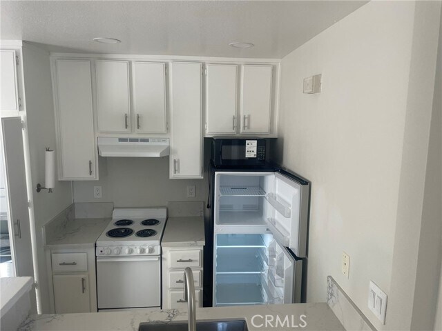 Building Photo - 3703 S Country Oaks Loop