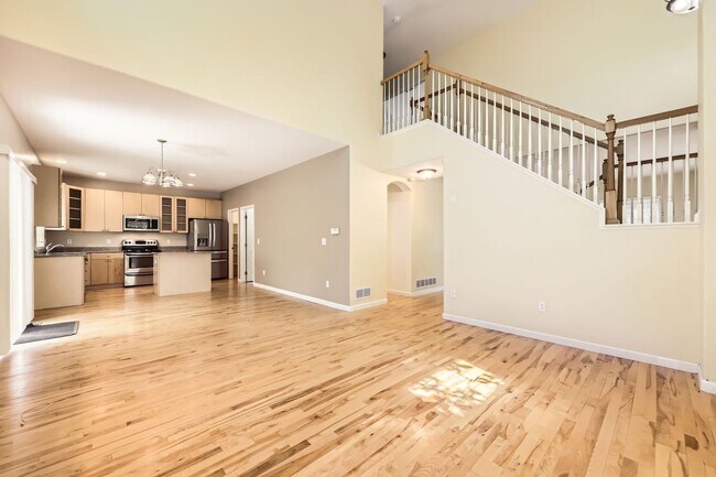 Building Photo - 4809 Lucca Dr