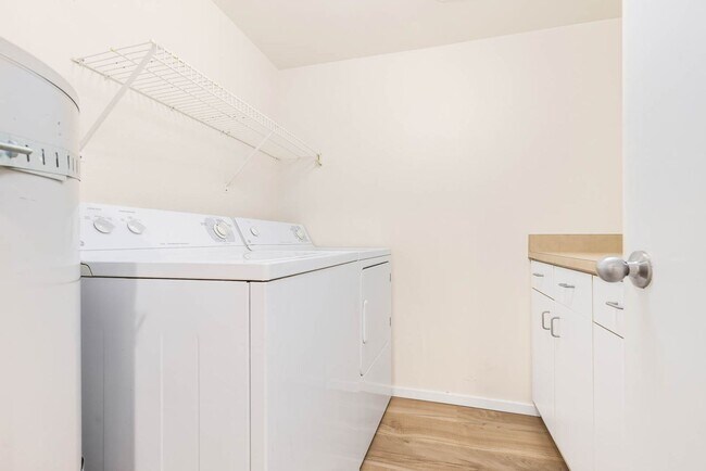 Building Photo - 8750 Greenwood Ave N