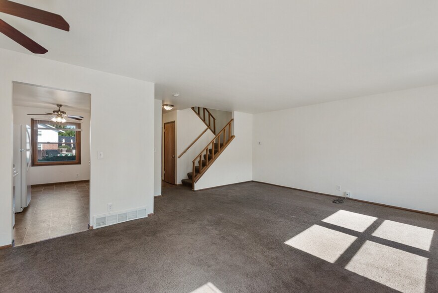 Building Photo - 3754 S 81st St