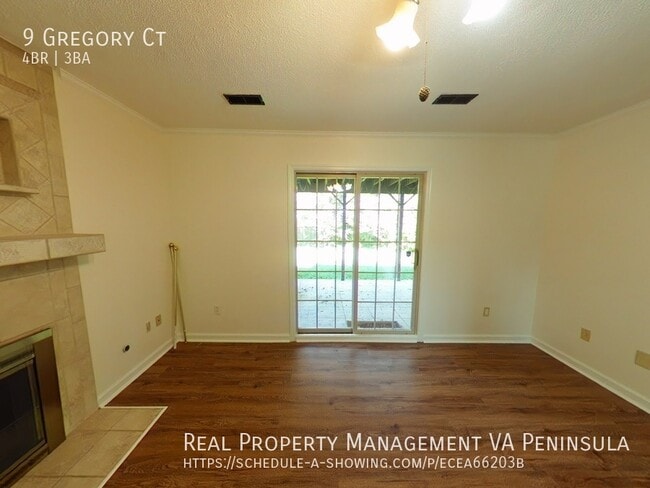 Building Photo - Single Home in Holiday Park of Hampton for...