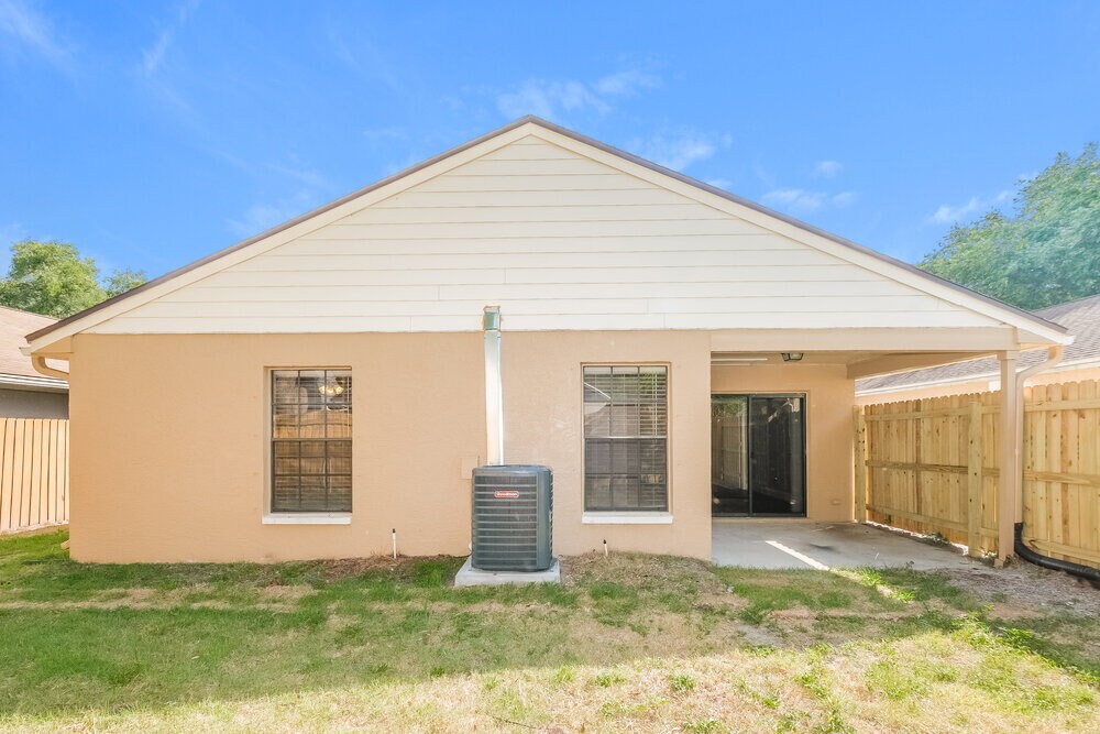 Building Photo - 623 Bellingham Pl