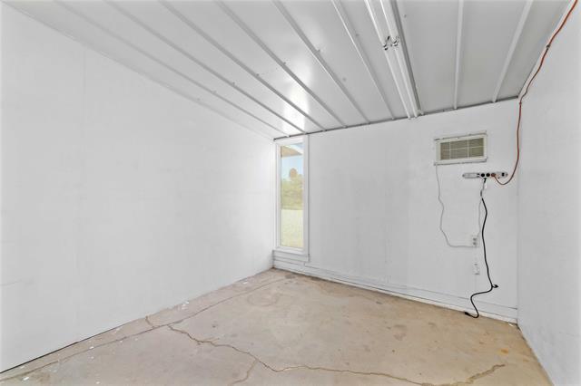 Building Photo - 970 CR 256